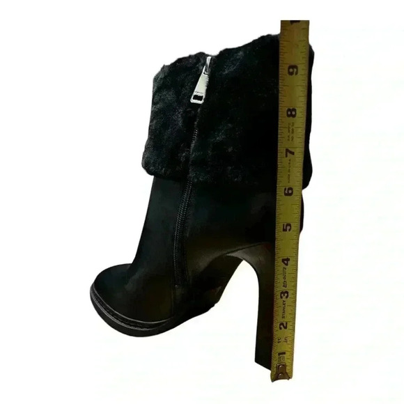 🆕DKNY “SONYA” Black Fur-Trimmed High Heel Ankle Boots. NWT - Picture 7 of 10